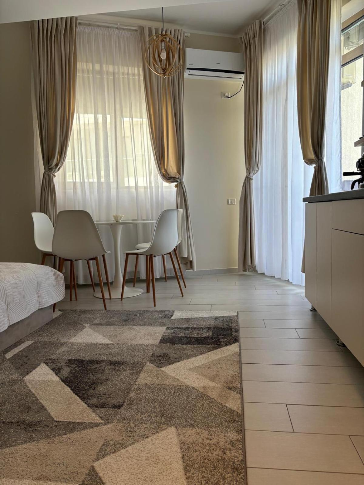Nord Lotus 17 * Mamaia